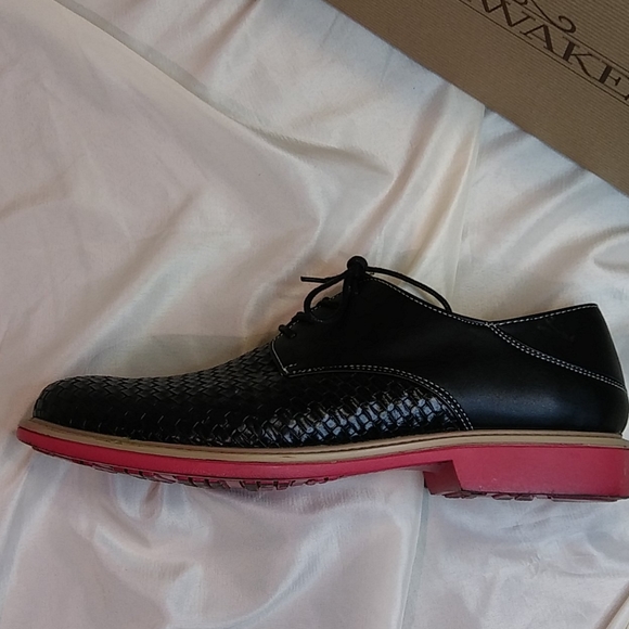 J's Awake Men's Shoes - Picture 6 of 11